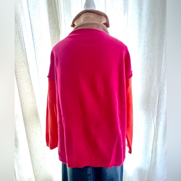Block coloured turtleneck sweater - Picture 3 of 4